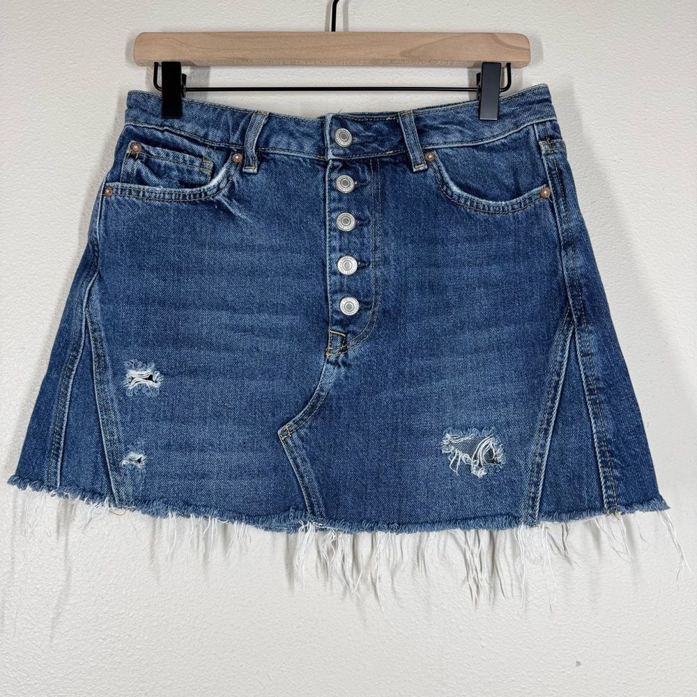 Free People Distressed Denim A Line Mini Skirt Frayed Edge Hem Women’s Size 30